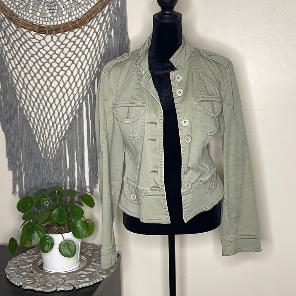 Small little camp green light weight jacket
